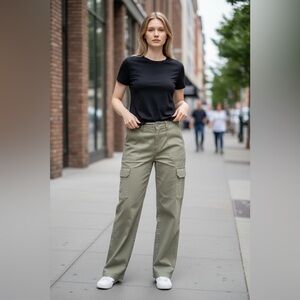 Zara Women's Tan Cargo Pants